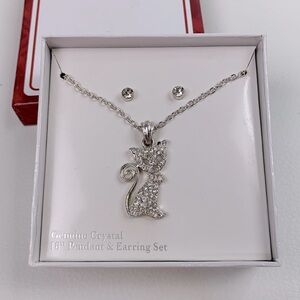 Crystal Cat Silver Pendant Necklace earring set 18” Silver tone Post Earring NWT